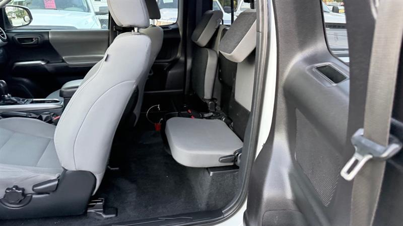 Toyota Tacoma SR5 Access Cab V6 6AT 4WD 2019