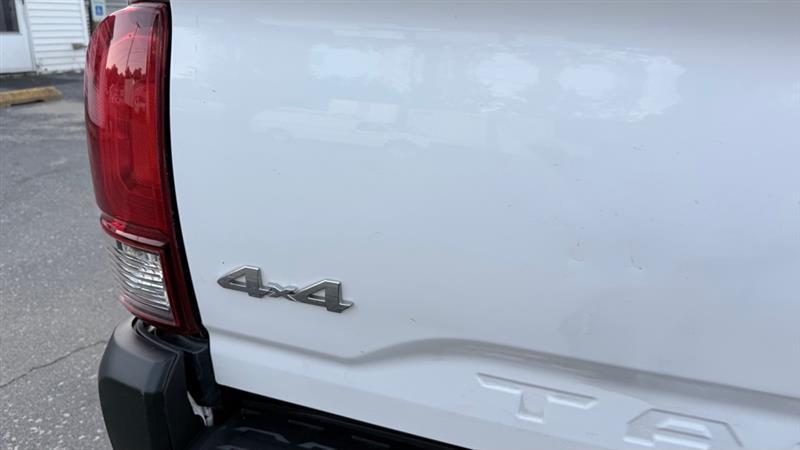Toyota Tacoma SR5 Access Cab V6 6AT 4WD 2019