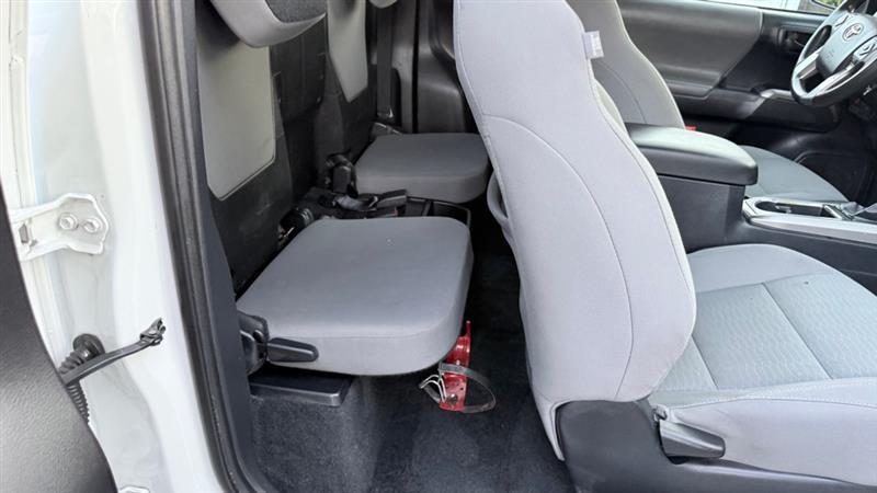 Toyota Tacoma SR5 Access Cab V6 6AT 4WD 2019