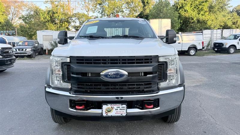 Ford F-450 SD Crew Cab DRW 2WD 2017