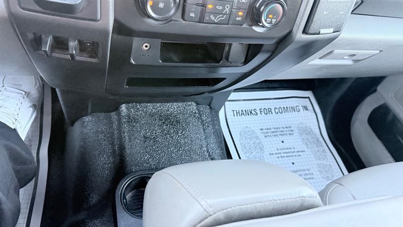 Ford F-450 SD Crew Cab DRW 2WD 2017