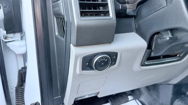 Ford F-450 SD Crew Cab DRW 2WD 2017