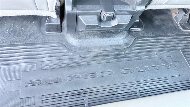 Ford F-450 SD Crew Cab DRW 2WD 2017