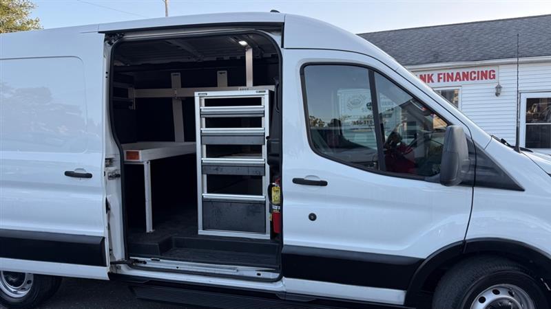Ford Transit 250 Van Med. Roof w/Sliding Pass. 148-in. WB 2019