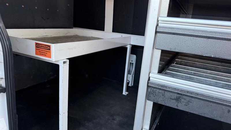 Ford Transit 250 Van Med. Roof w/Sliding Pass. 148-in. WB 2019