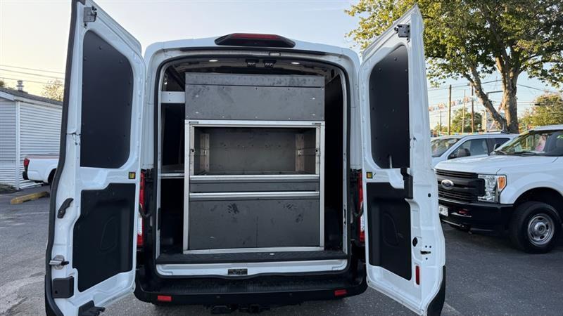 Ford Transit 250 Van Med. Roof w/Sliding Pass. 148-in. WB 2019