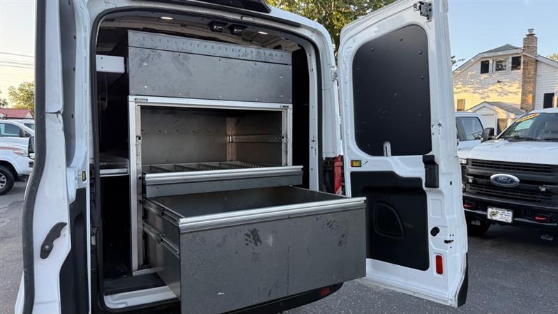 Ford Transit 250 Van Med. Roof w/Sliding Pass. 148-in. WB 2019
