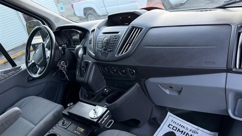 Ford Transit 250 Van Med. Roof w/Sliding Pass. 148-in. WB 2019