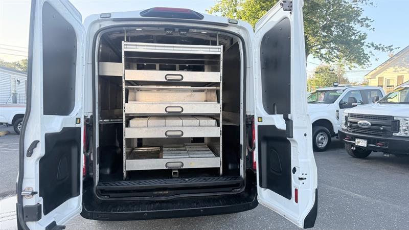 Ford Transit 250 Van Med. Roof w/Sliding Pass. 148-in. WB 2018