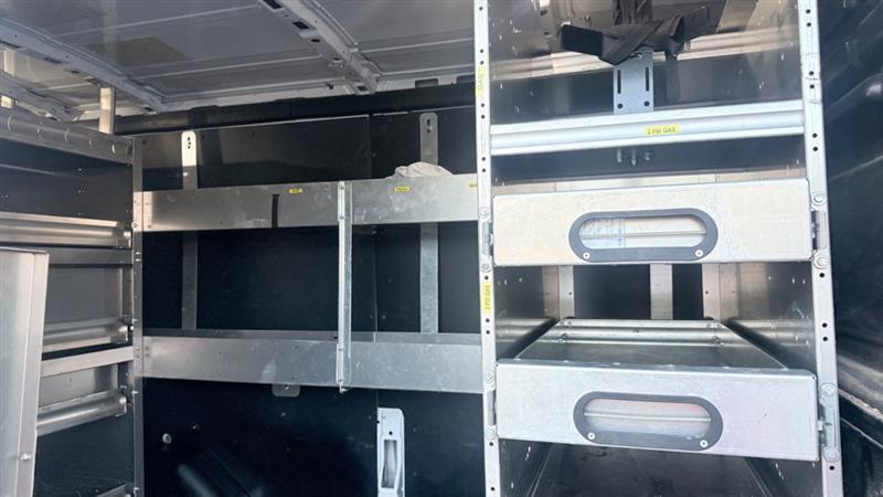 Ford Transit 250 Van Med. Roof w/Sliding Pass. 148-in. WB 2018