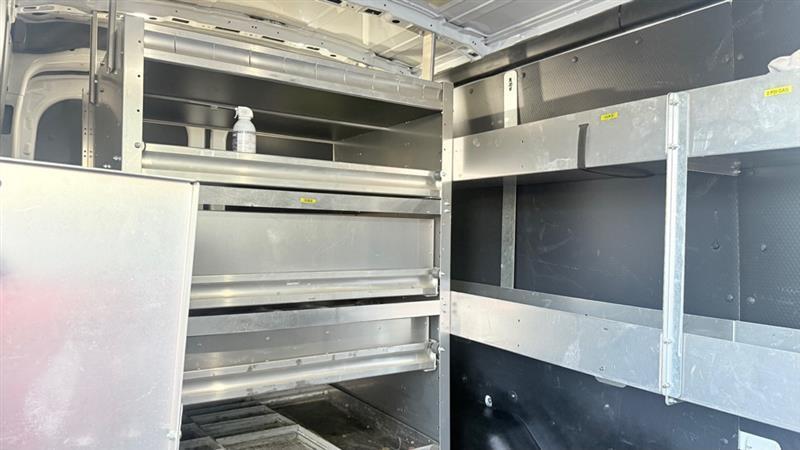 Ford Transit 250 Van Med. Roof w/Sliding Pass. 148-in. WB 2018