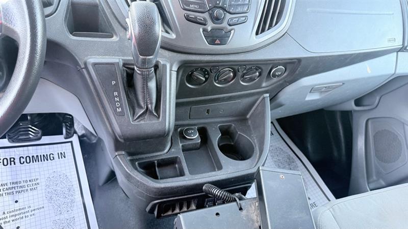 Ford Transit 250 Van Med. Roof w/Sliding Pass. 148-in. WB 2018