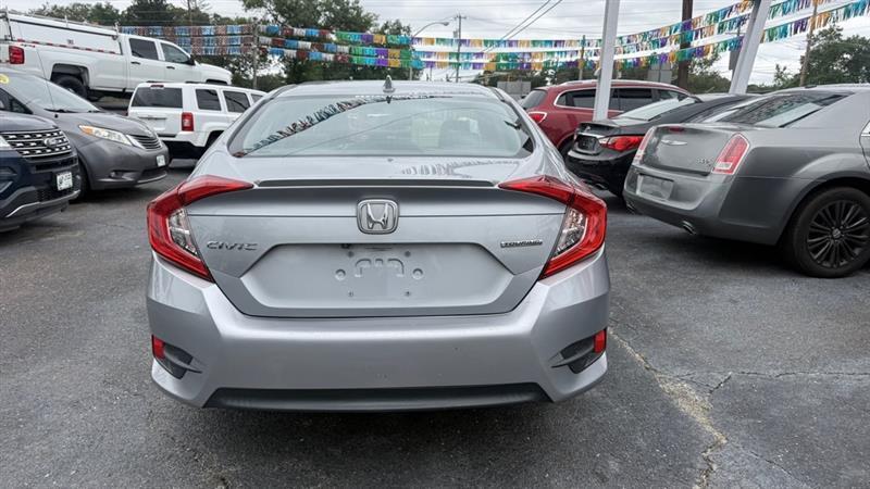 Honda Civic Touring Sedan CVT 2016