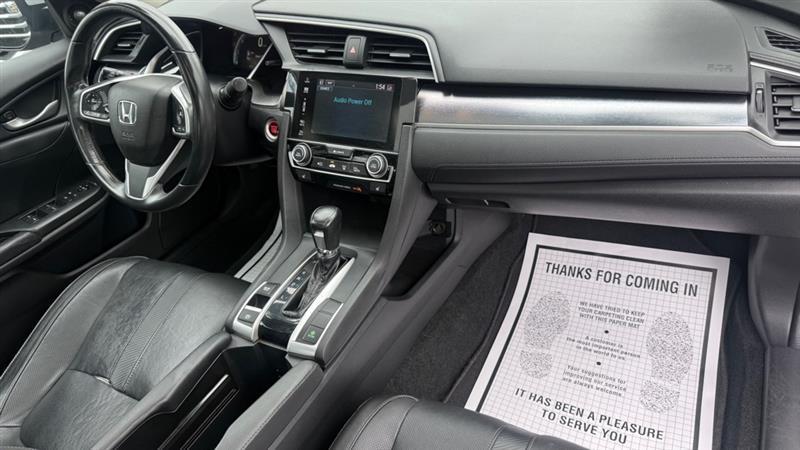 Honda Civic Touring Sedan CVT 2016