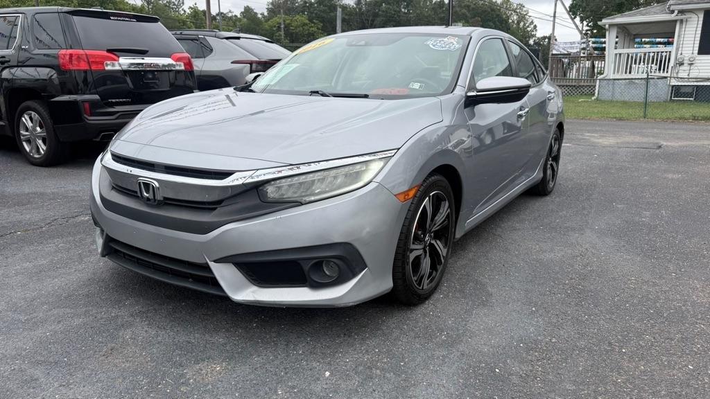 Honda Civic 4dr CVT Touring 2016