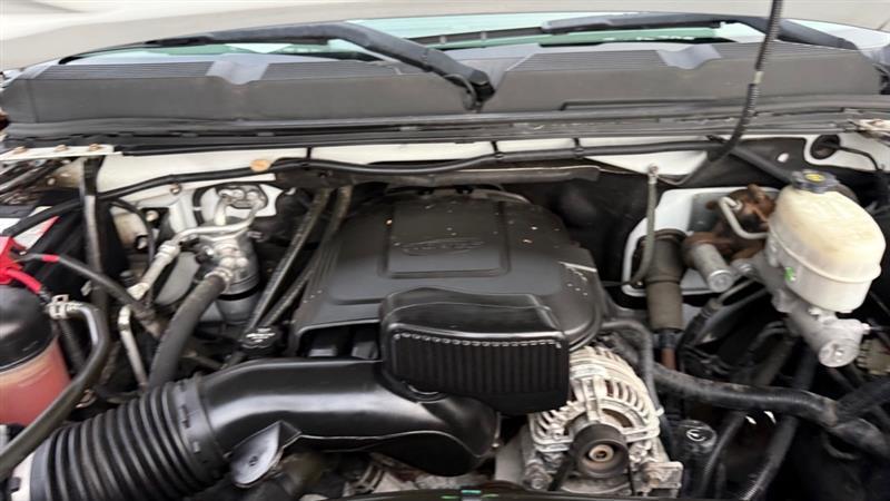 Chevrolet Silverado 2500HD 2WD Reg Cab 133.7" Work Truck 2013