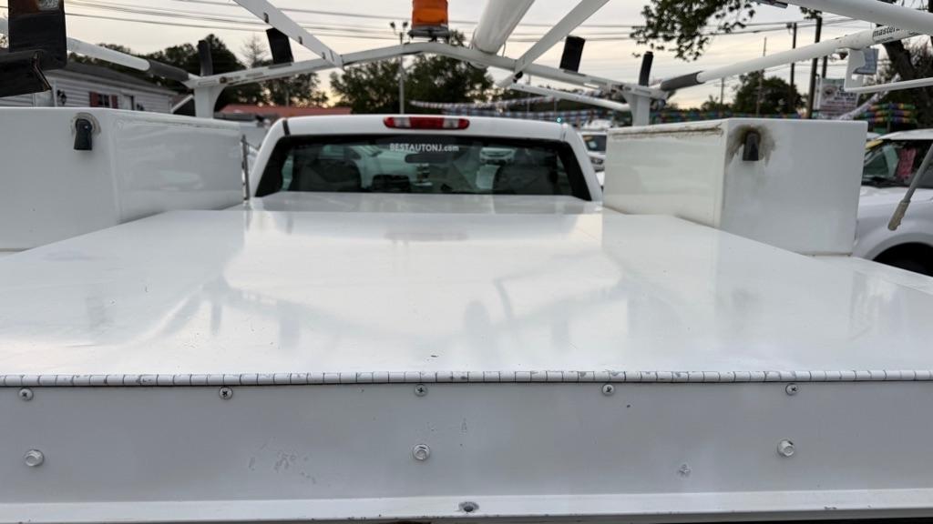 Chevrolet Silverado 2500HD 2WD Reg Cab 133.7" Work Truck 2013