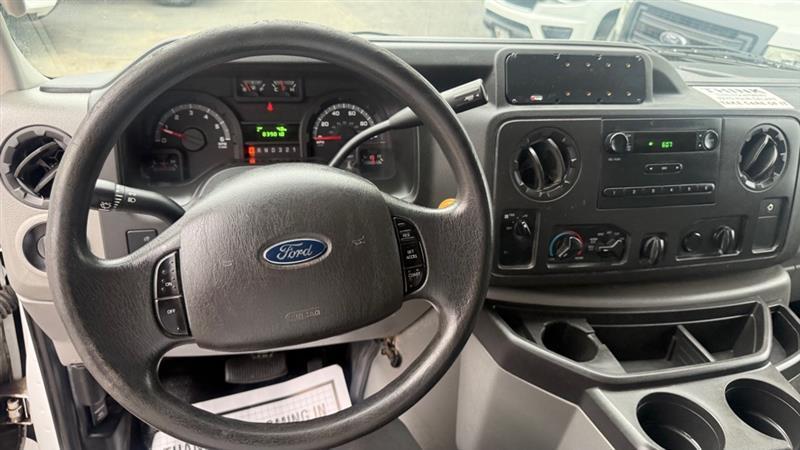 Ford Econoline E450 2015