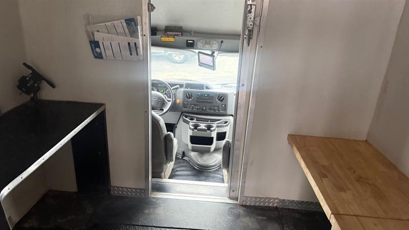 Ford Econoline E450 2015