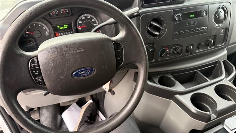 Ford Econoline E450 2016