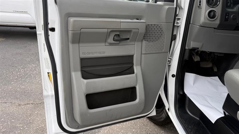 Ford Econoline E450 2016
