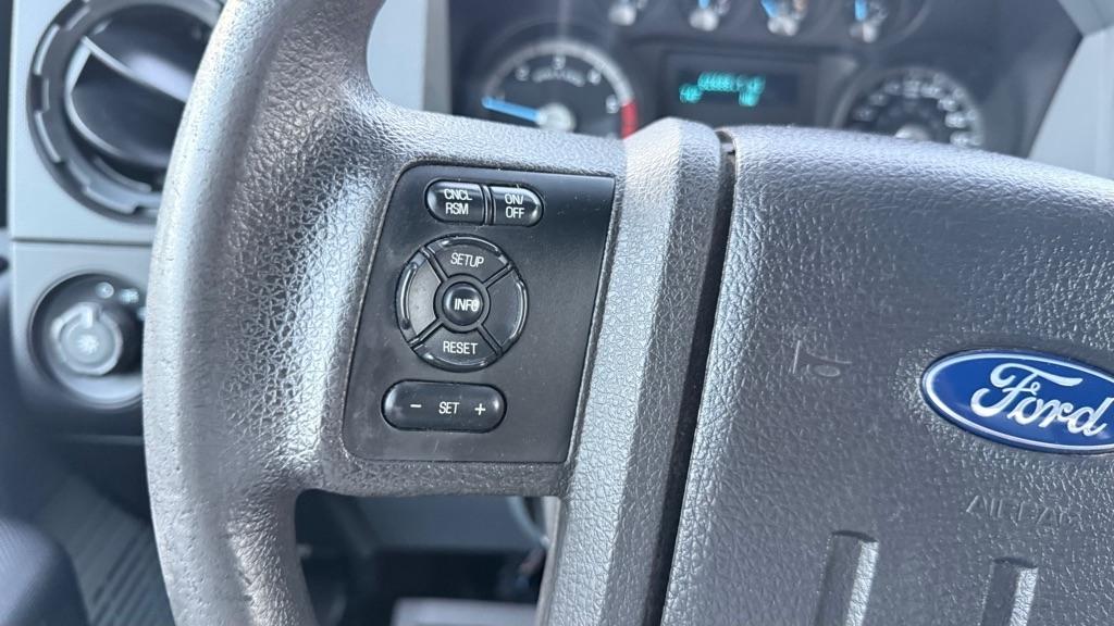 Ford Super Duty F-550 DRW 2WD SuperCab 162" WB 60" CA XLT 2016