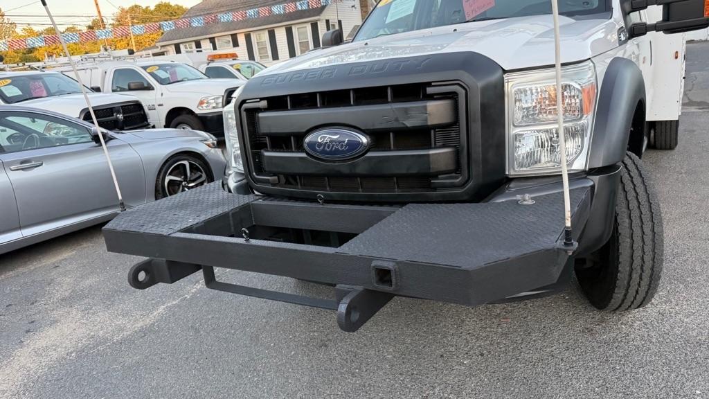 Ford Super Duty F-550 DRW 2WD SuperCab 162" WB 60" CA XLT 2016