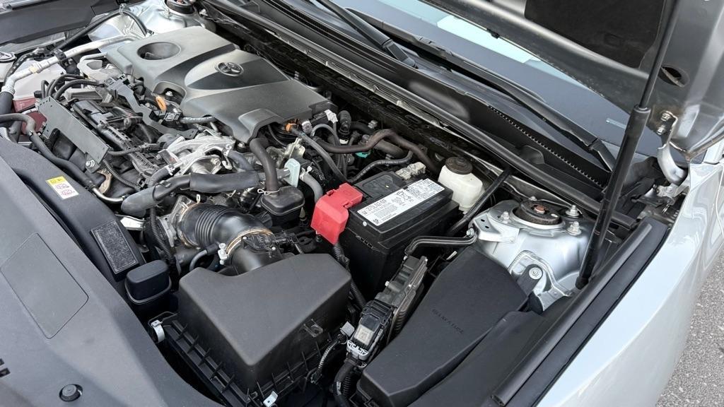 Toyota Camry LE Auto (Natl) 2020