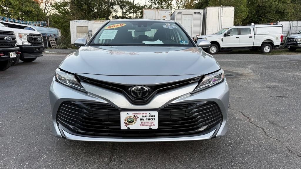 Toyota Camry LE Auto (Natl) 2020