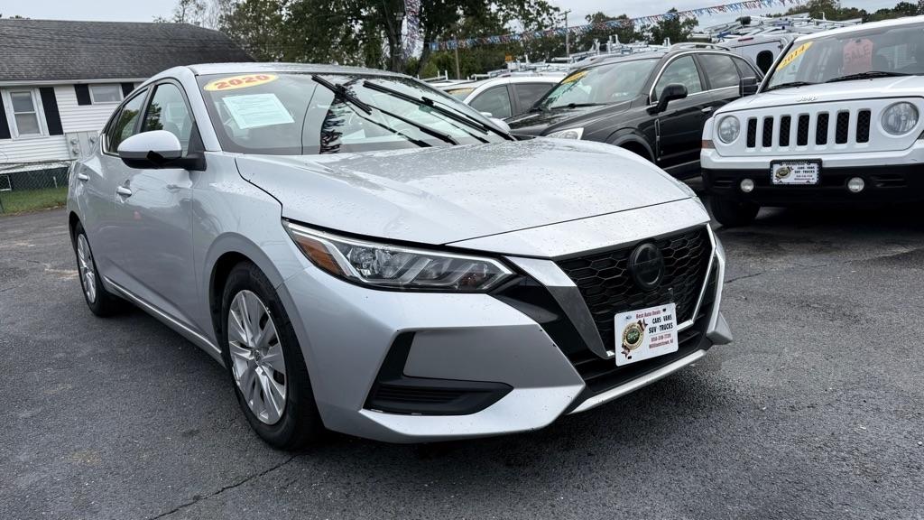 Nissan Sentra S CVT 2020