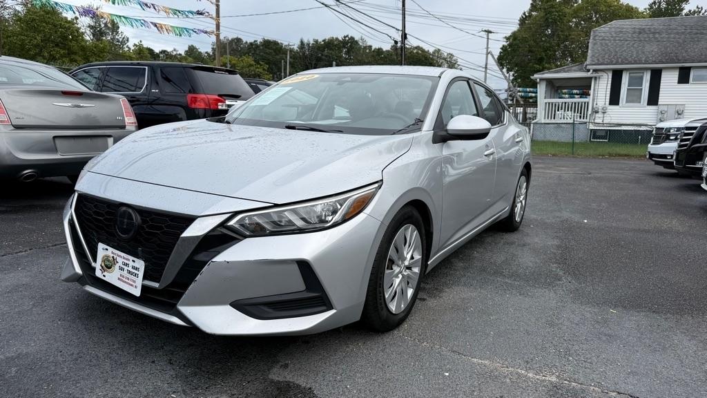 Nissan Sentra S CVT 2020