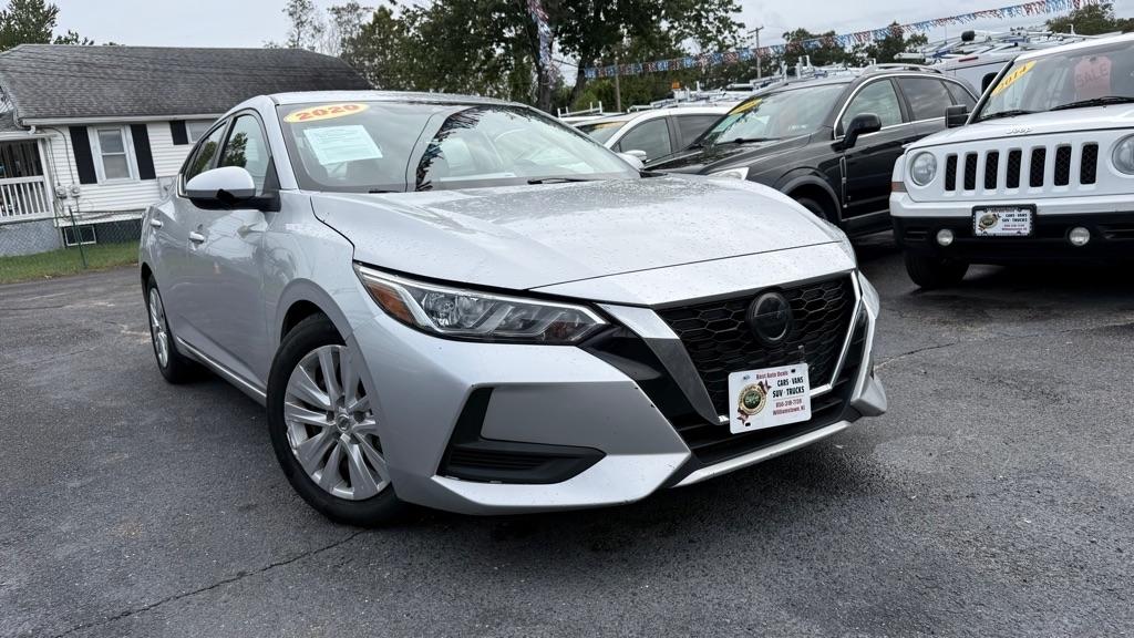 Nissan Sentra S CVT 2020