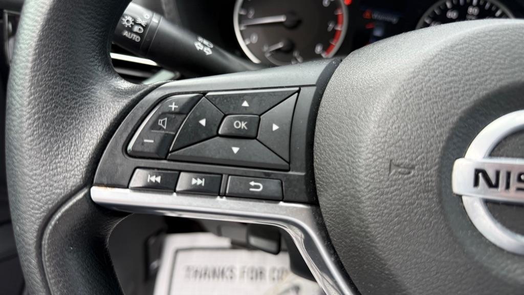 Nissan Sentra S CVT 2020