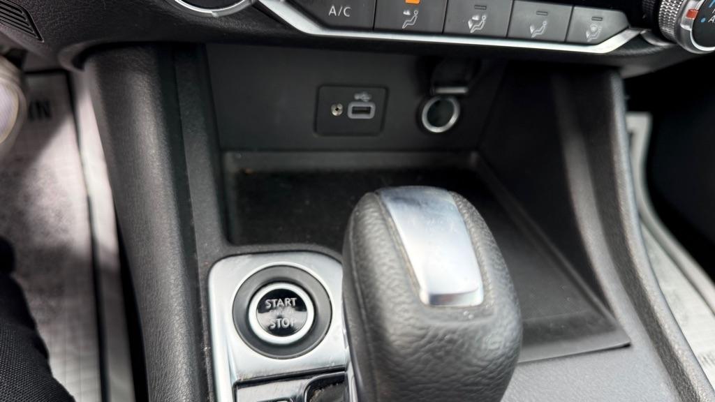 Nissan Sentra S CVT 2020