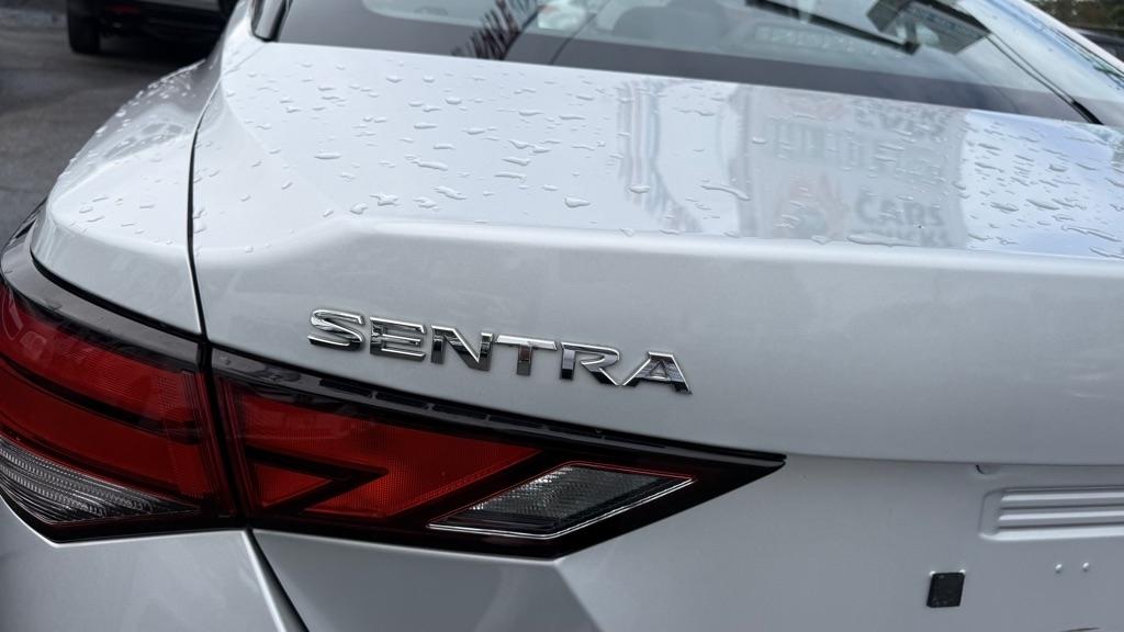 Nissan Sentra S CVT 2020
