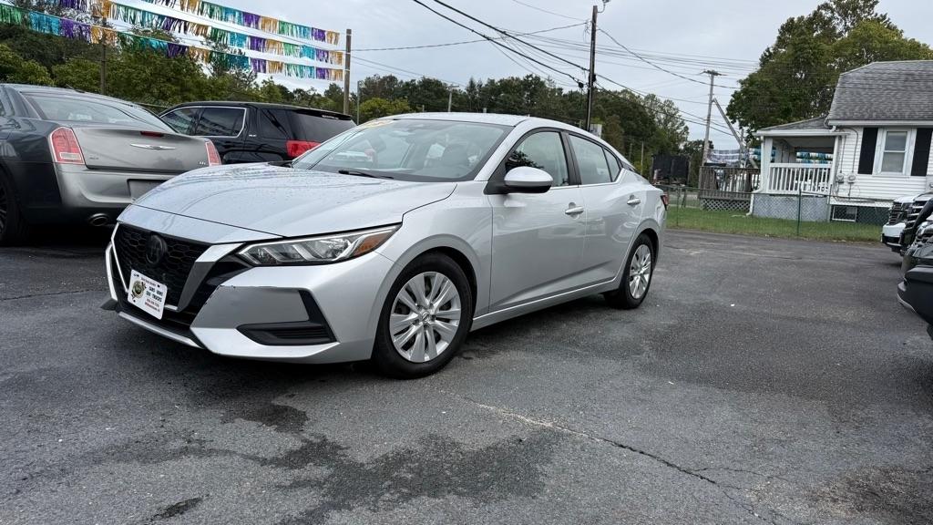 Nissan Sentra S CVT 2020