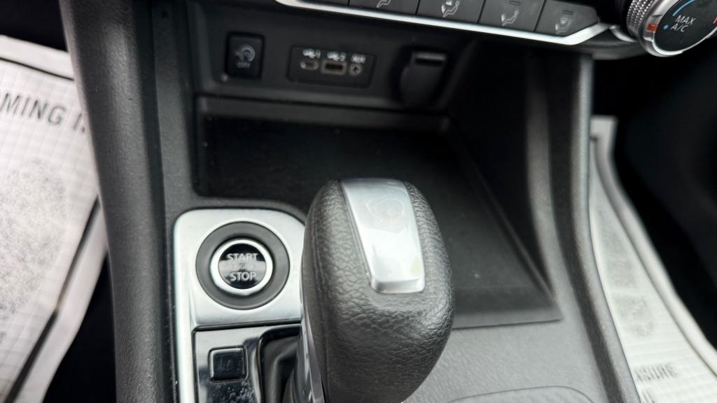 Nissan Sentra SV CVT 2024