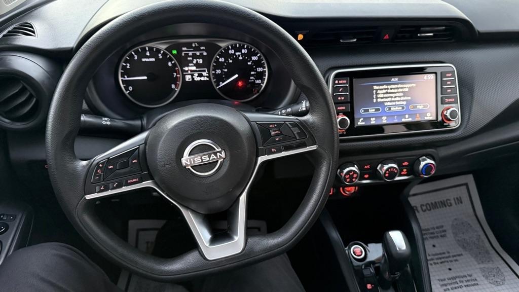 Nissan Kicks S FWD 2022