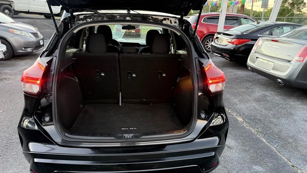 Nissan Kicks S FWD 2022