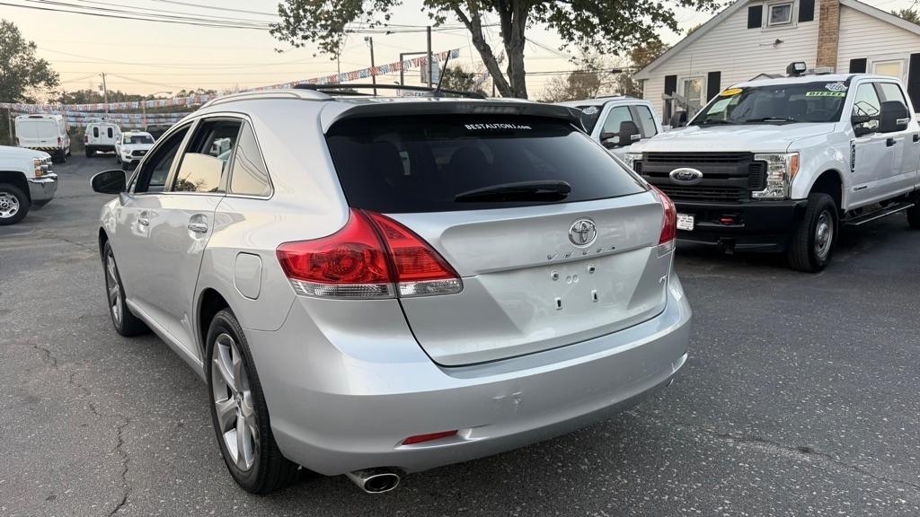 Toyota Venza 4dr Wgn V6 AWD (Natl) 2009