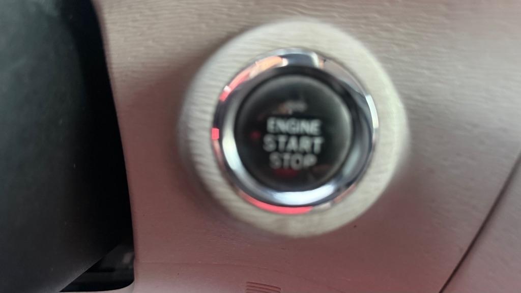 Toyota Venza 4dr Wgn V6 AWD (Natl) 2009