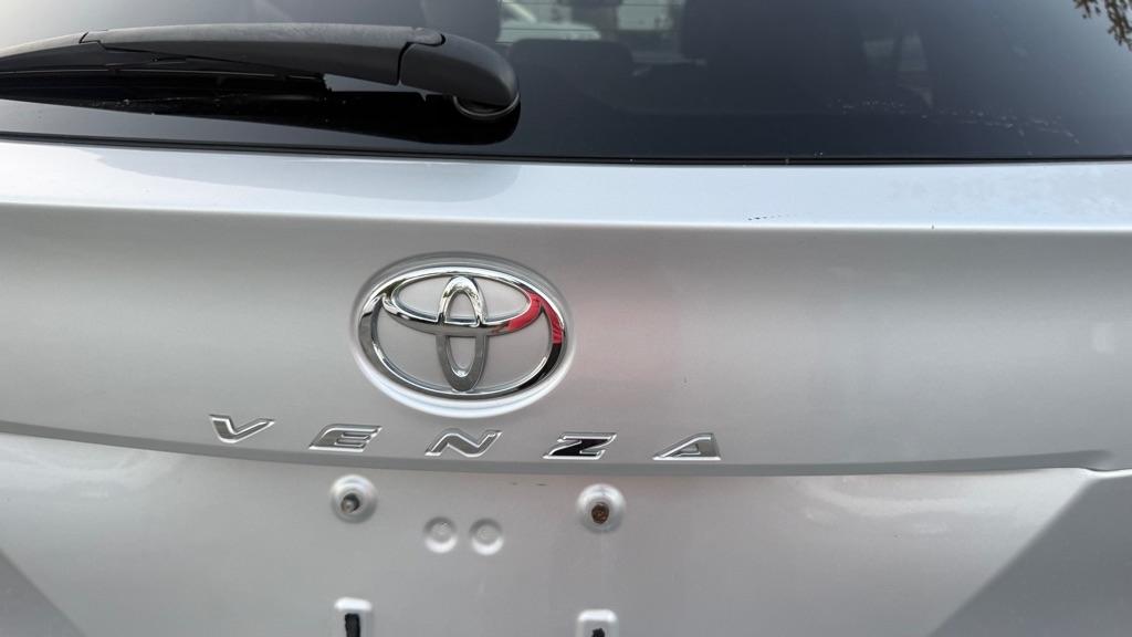 Toyota Venza 4dr Wgn V6 AWD (Natl) 2009