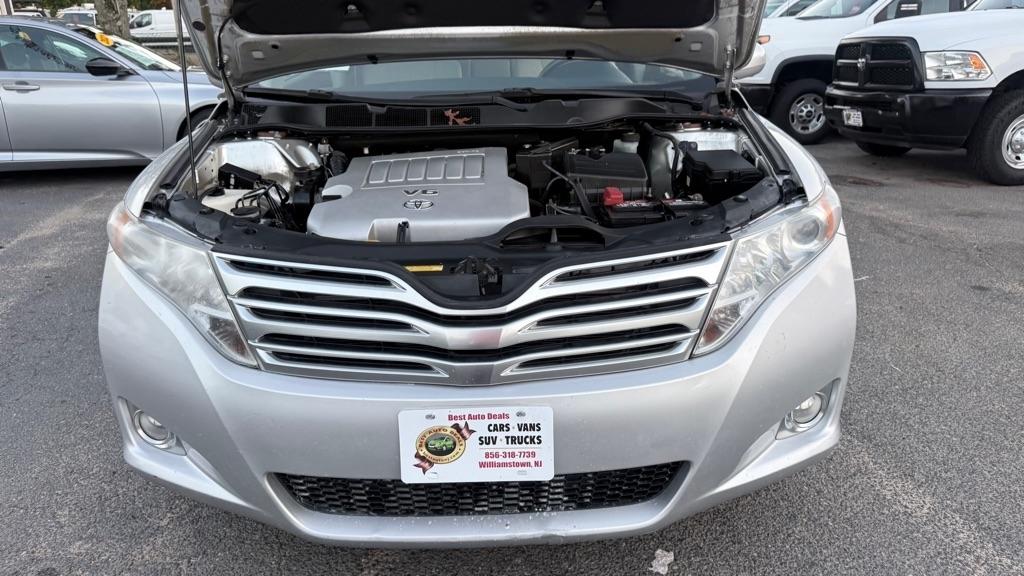 Toyota Venza 4dr Wgn V6 AWD (Natl) 2009