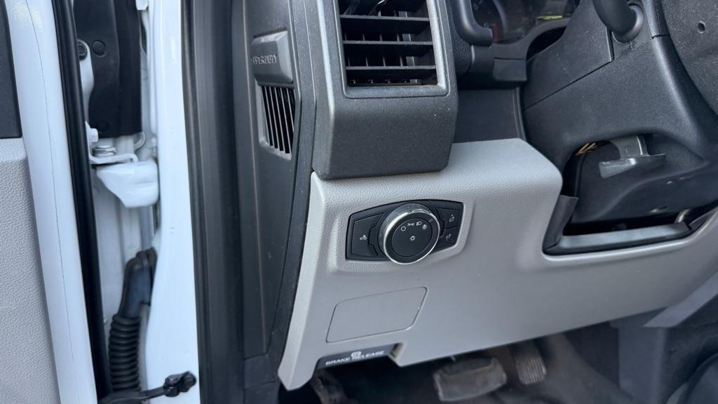 Ford Super Duty F-250 SRW King Ranch 4WD Crew Cab 8' Box 2018