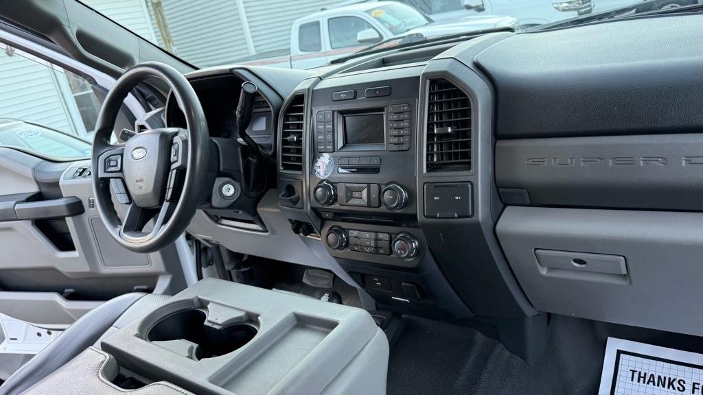 Ford Super Duty F-250 SRW King Ranch 4WD Crew Cab 8' Box 2018