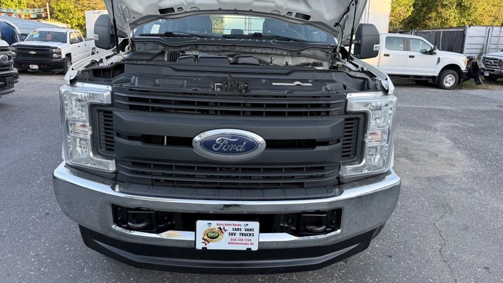 Ford Super Duty F-250 SRW King Ranch 4WD Crew Cab 8' Box 2018