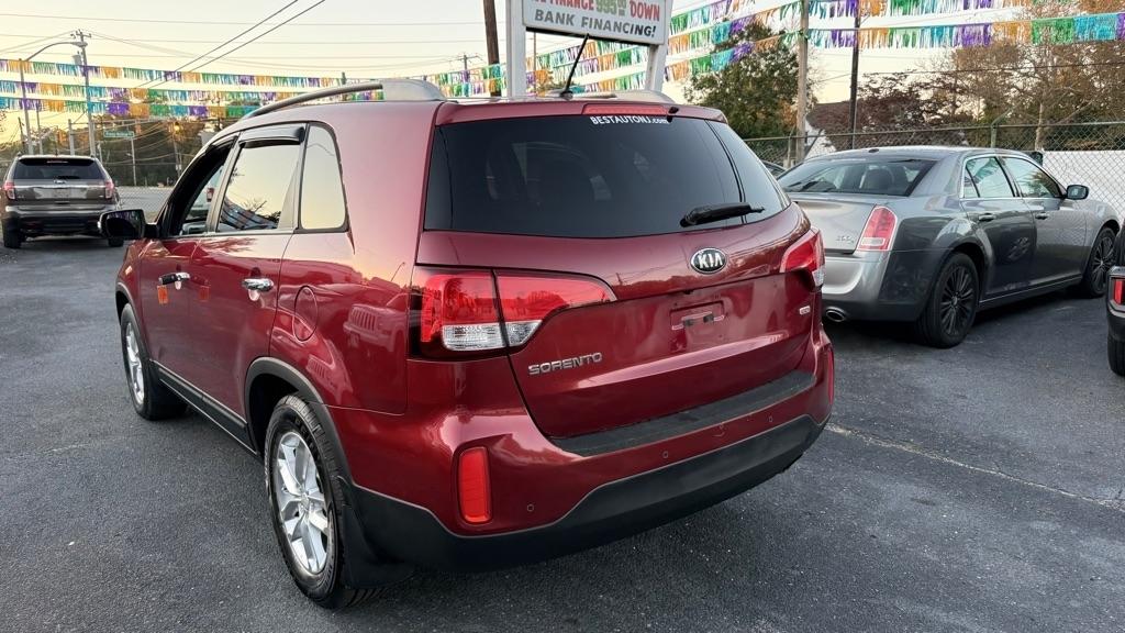 Kia Sorento 2WD 4dr I4 LX 2015
