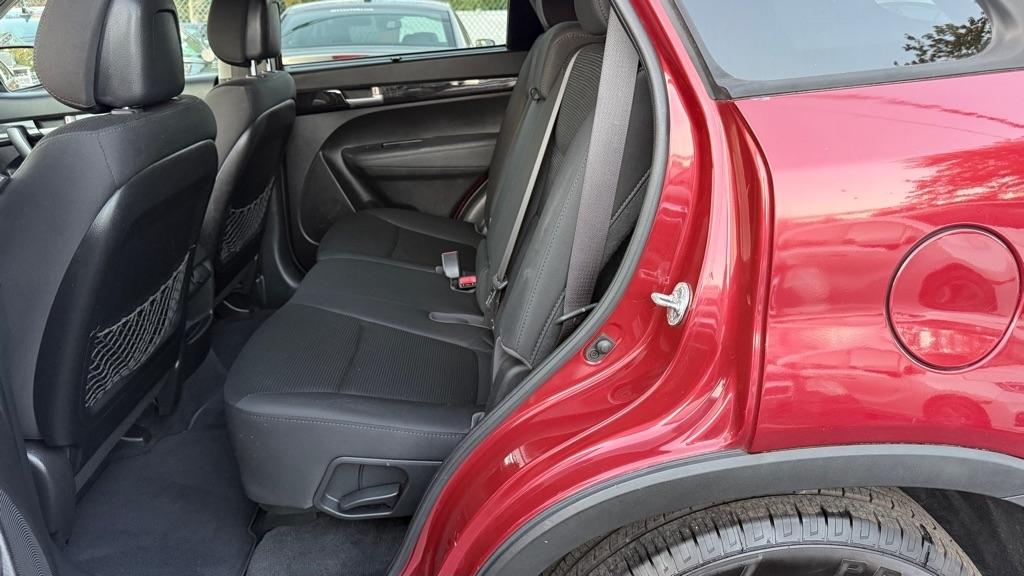 Kia Sorento 2WD 4dr I4 LX 2015