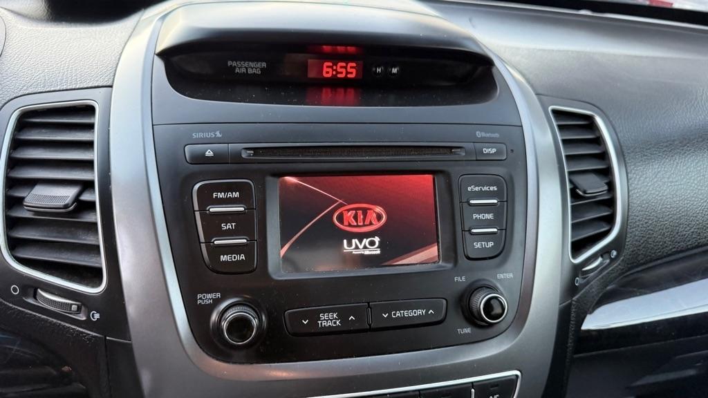 Kia Sorento 2WD 4dr I4 LX 2015