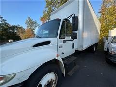 2005 International 4300 